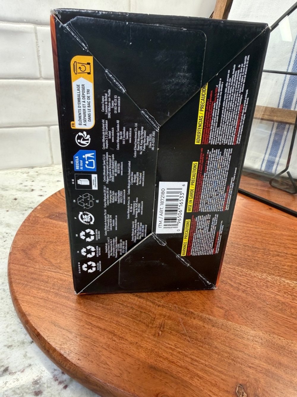 Little Hotties Adhesive Toe Warmers - Black & Red Packaging Box of 30- New - Picture 4 of 5